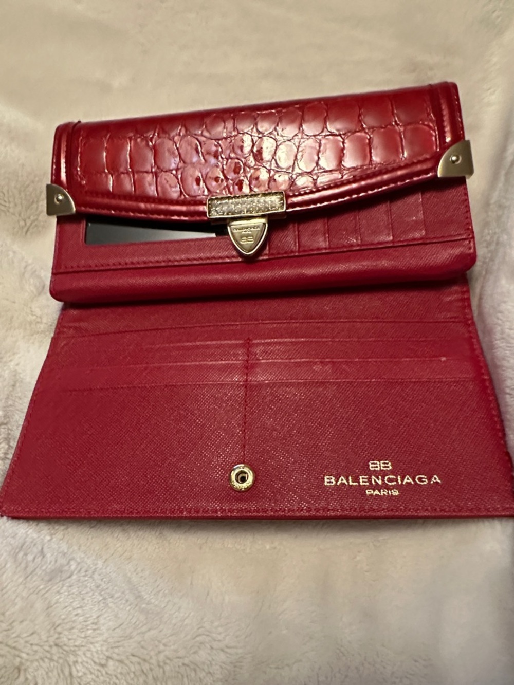 Balenciaga Red Croc-Embossed Crystal-Embellished Clasp Bag - Picture 7 of 11